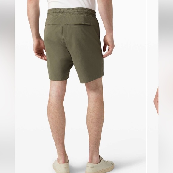 Lululemon men’s Bowline Short 8” RipstopSage size S - Picture 3 of 11